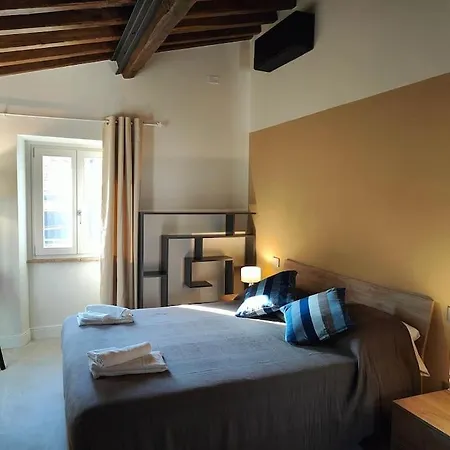 Volaterrae Deluxe Loft With Garden