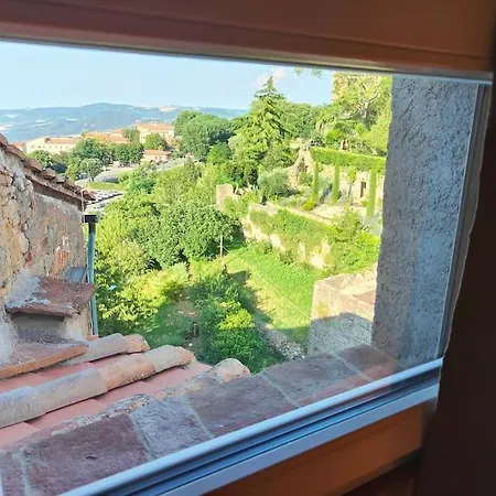 Volaterrae Deluxe Loft With Garden Volterra